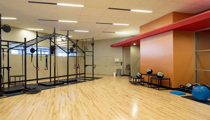 בית מלון כפרי Hilton Charlotte Uptown