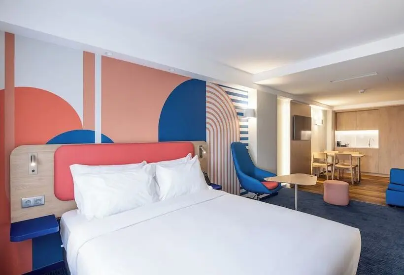 هتل Holiday Inn Express And Suites Lisbon Principe Real By Ihg