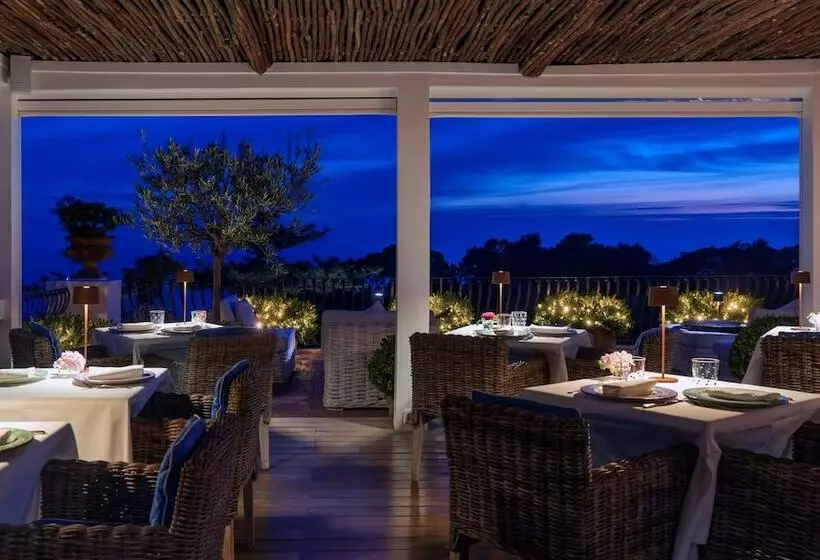 ホテル La Minerva