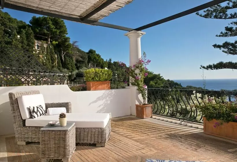 ホテル La Minerva