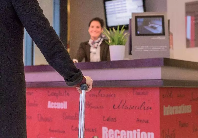 هتل Mercure Tours Centre Gare Et Congres