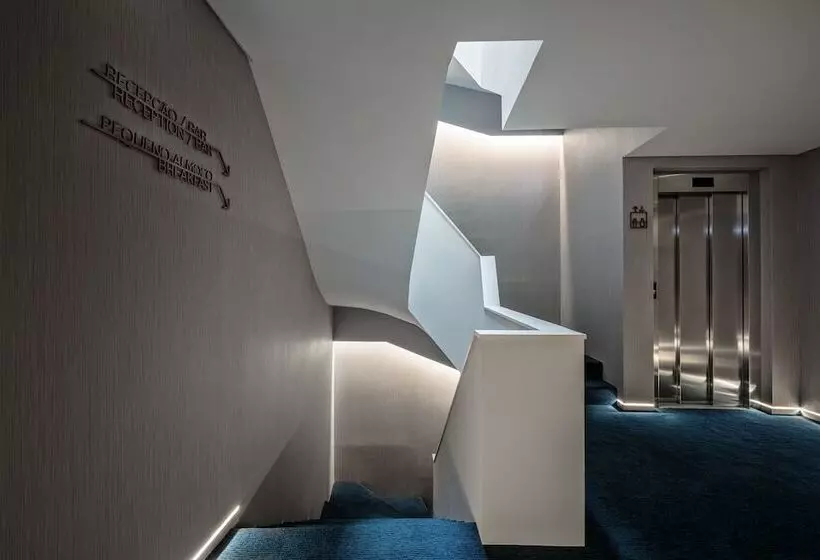 Hotel Moon & Sun Braga