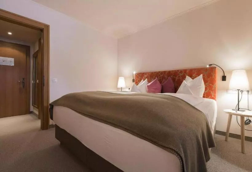 ホテル Nationalpark Lodge Grossglockner