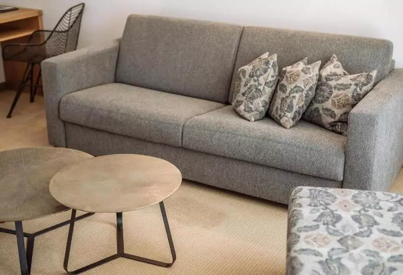 ホテル Nationalpark Lodge Grossglockner