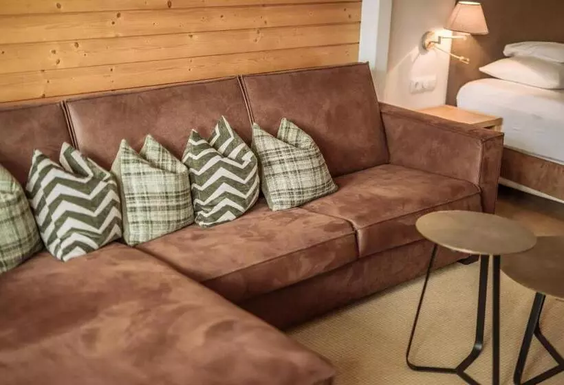 ホテル Nationalpark Lodge Grossglockner