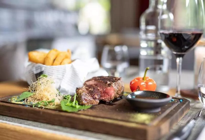 ホテル Nationalpark Lodge Grossglockner