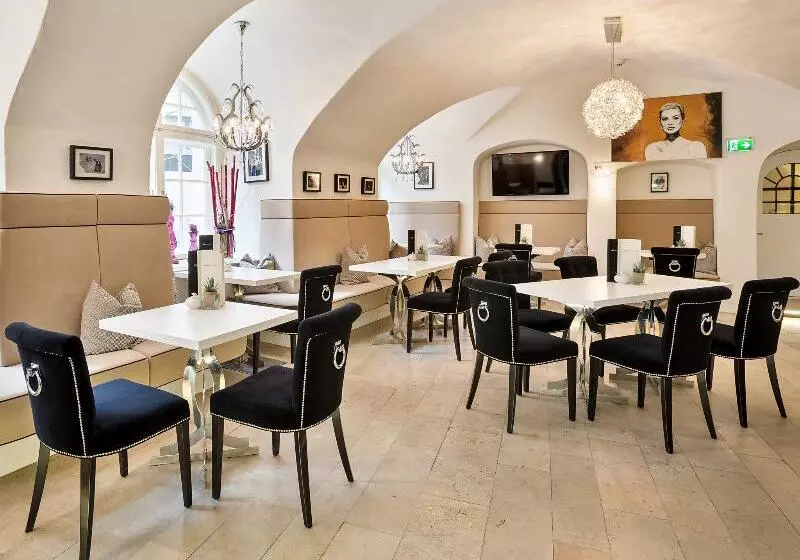 Radisson Blu Hotel Altstadt