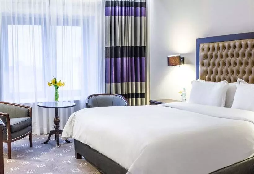 هتل Sofitel Buenos Aires Recoleta