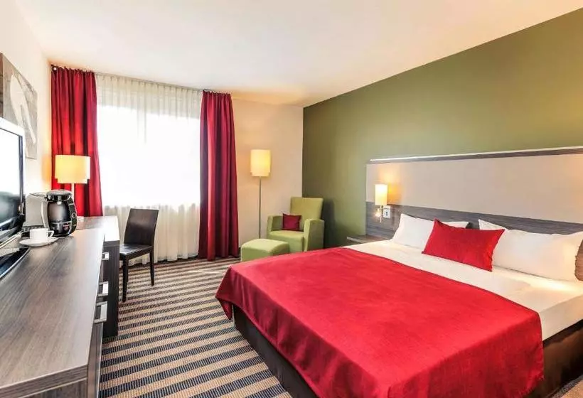 هتل Mercure Airport Berlin Tegel