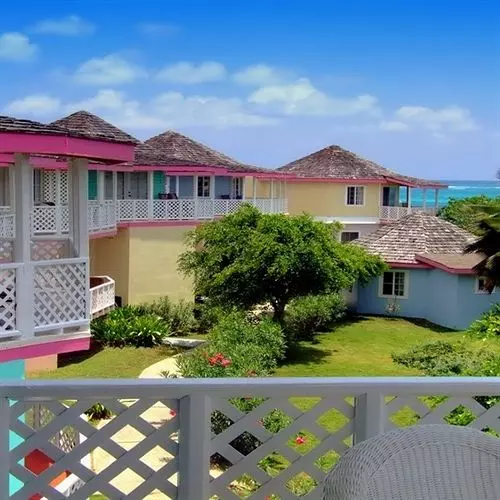 استراحتگاه Arawak Beach Inn