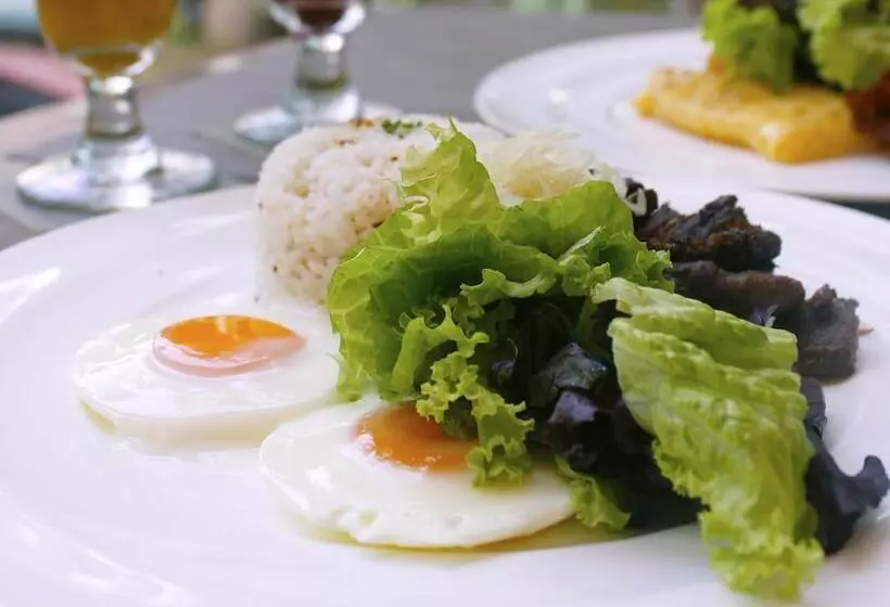 Diamond Hotel Philippines