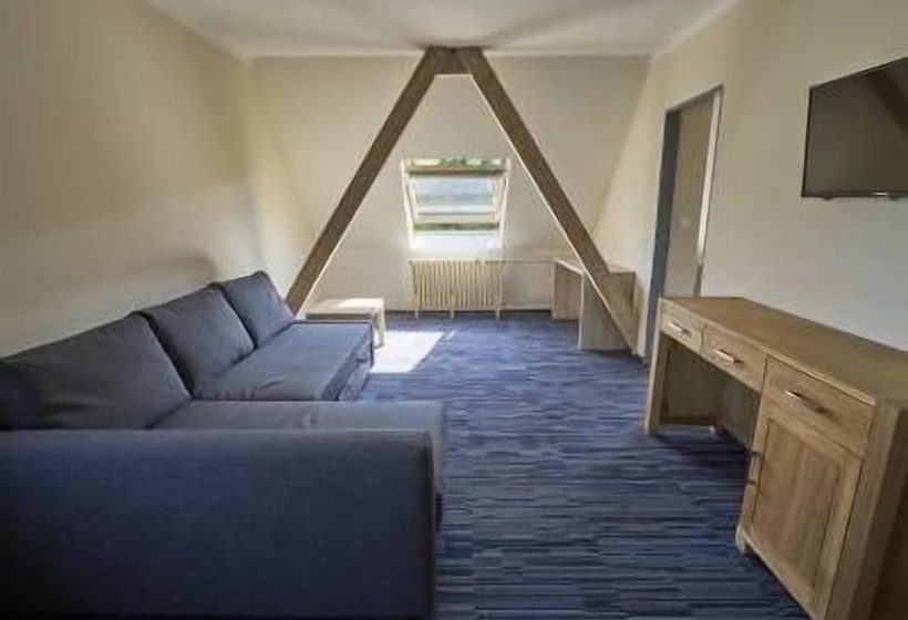 בית מלון כפרי žalý Apartmány