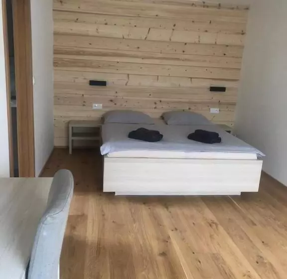 Hotel žalý Apartmány