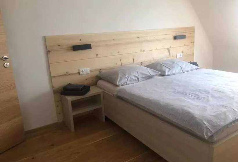 Hotel žalý Apartmány