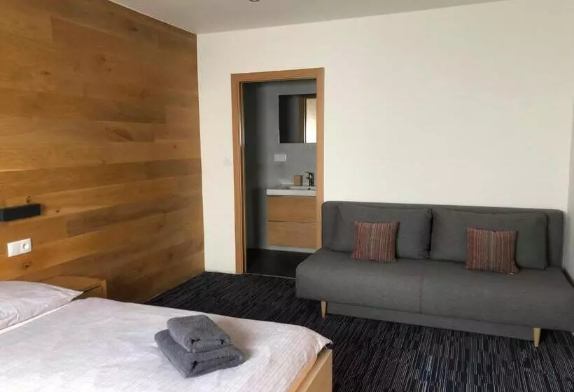 Hotel žalý Apartmány