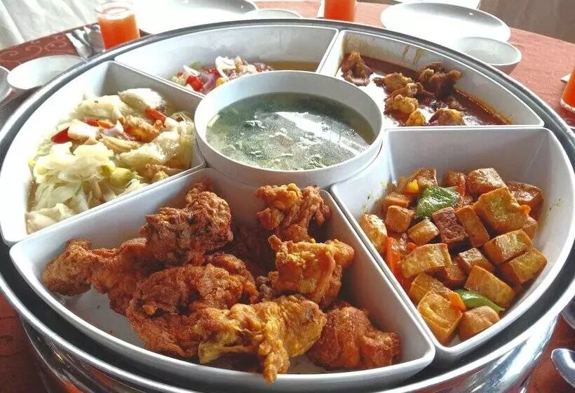 בית מלון כפרי Langkasuka