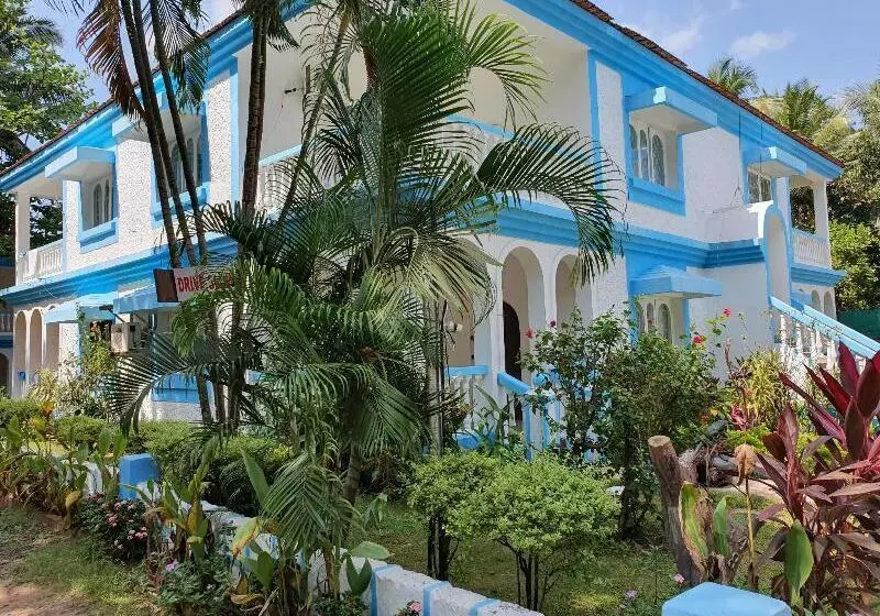 Paradise Village Beach Resort