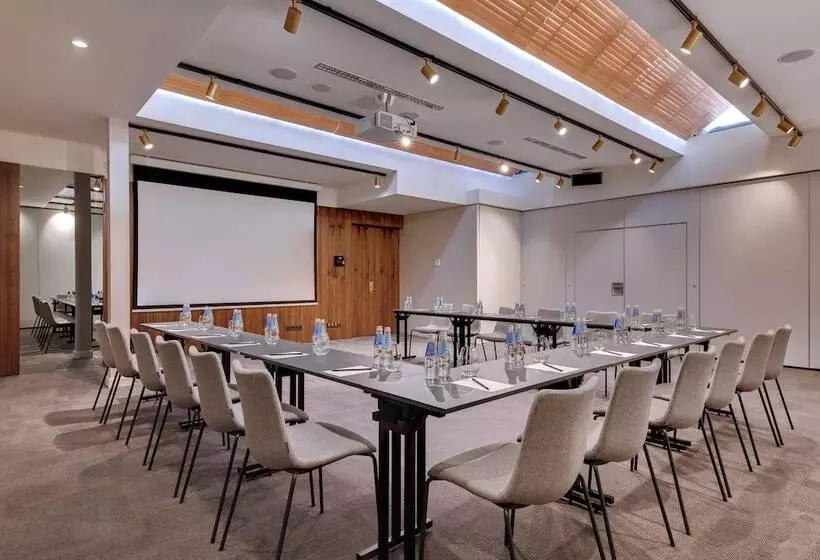 Radisson Collection Astorija Hotel, Vilnius