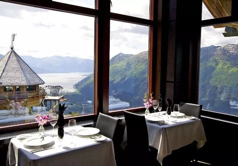 בית מלון כפרי Alyeska Resort