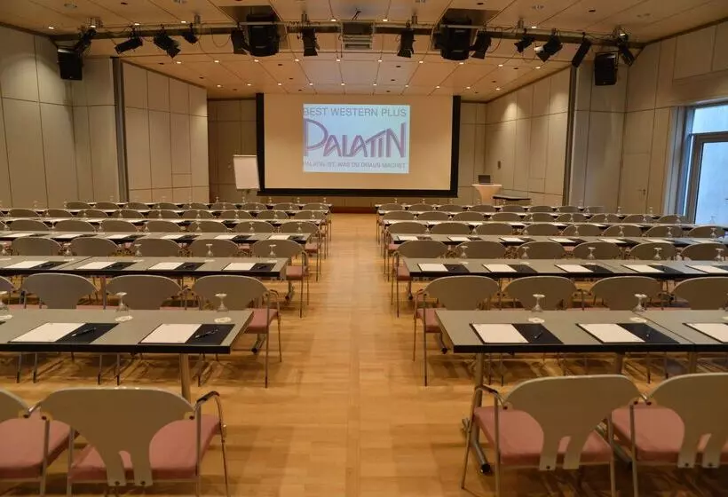 Отель Best Western Plus Palatin Kongress