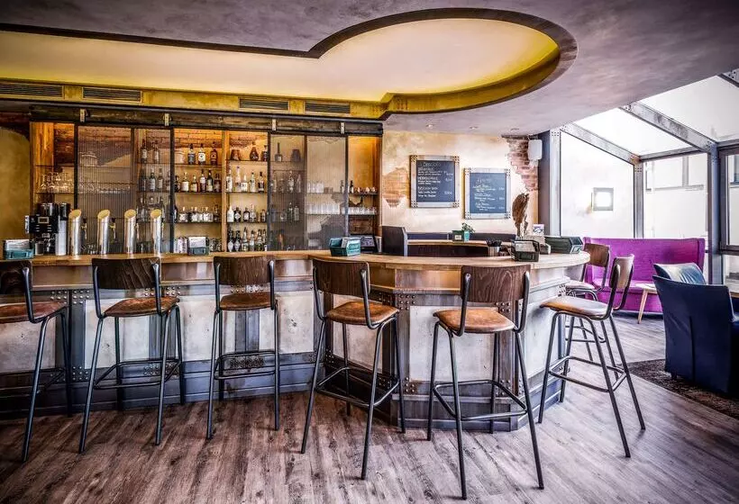 Отель Best Western Plus Palatin Kongress