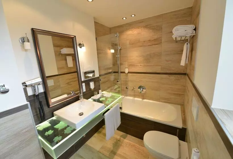 Отель Best Western Plus Palatin Kongress