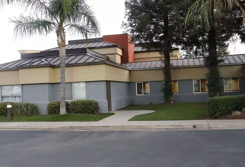 Отель Best Western Porterville Inn