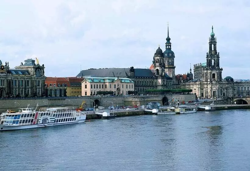 هتل Ibis Dresden Zentrum