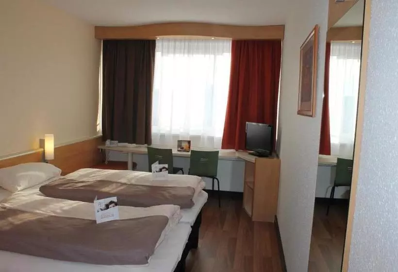 Hotelli Ibis Linz City