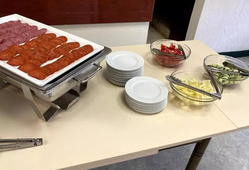 Hotel Manuela Ifjúsági