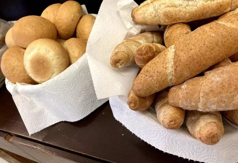 Hotel Manuela Ifjúsági