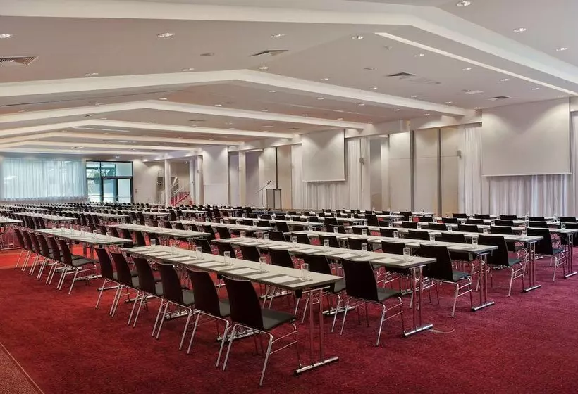 Radisson Blu Park Hotel & Conference Centre