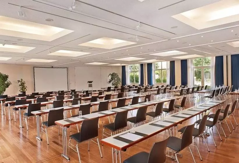 Radisson Blu Park Hotel & Conference Centre