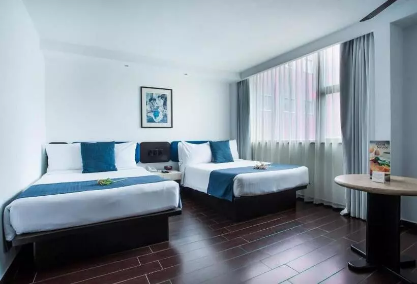 فندق Real De Puebla