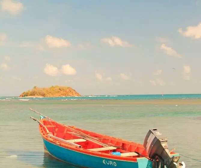 هتل Residence De La Baie – Tartane