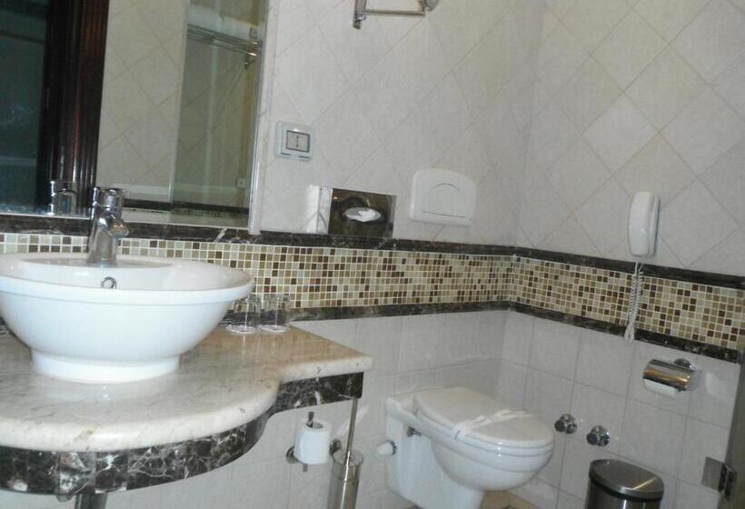 هتل Romance Alexandria