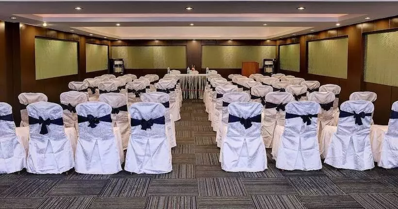 Hotel Sinclairs Retreat Ooty