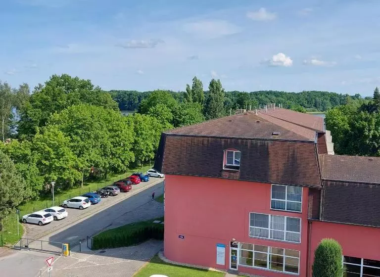 בית מלון כפרי Svět