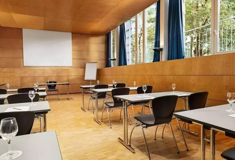 فندق Vienna House By Wyndham Martinspark Dornbirn