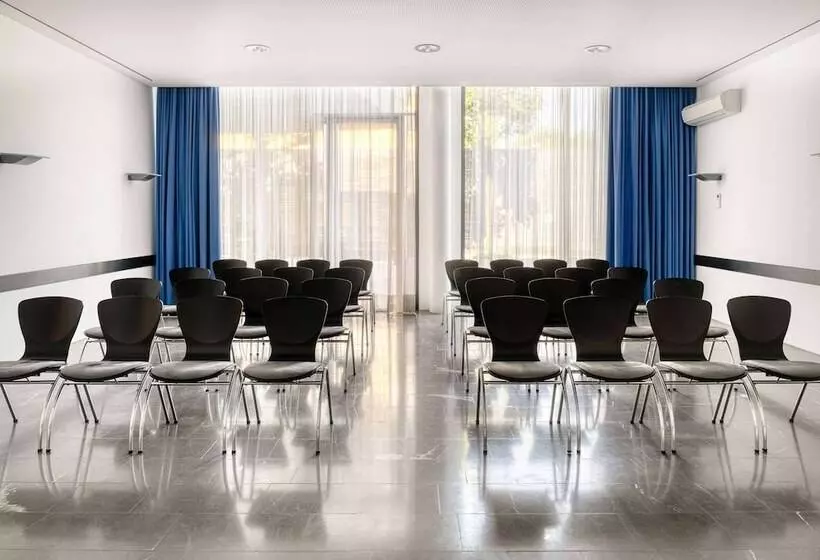 فندق Vienna House By Wyndham Martinspark Dornbirn