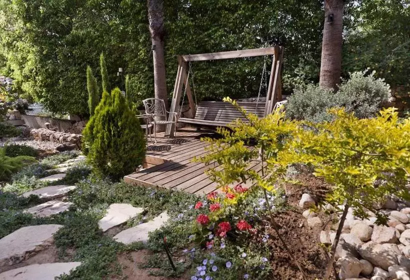 בית מלון כפרי Beit Maimon