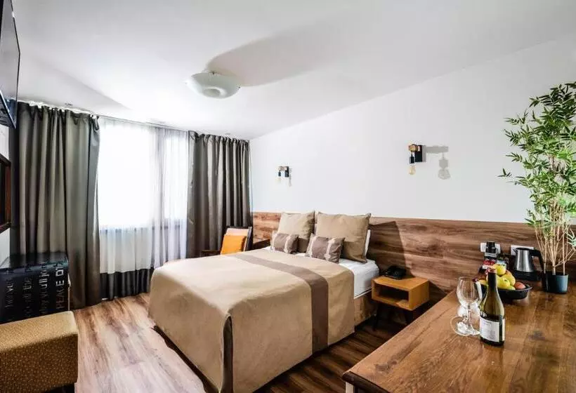 בית מלון כפרי Beit Maimon