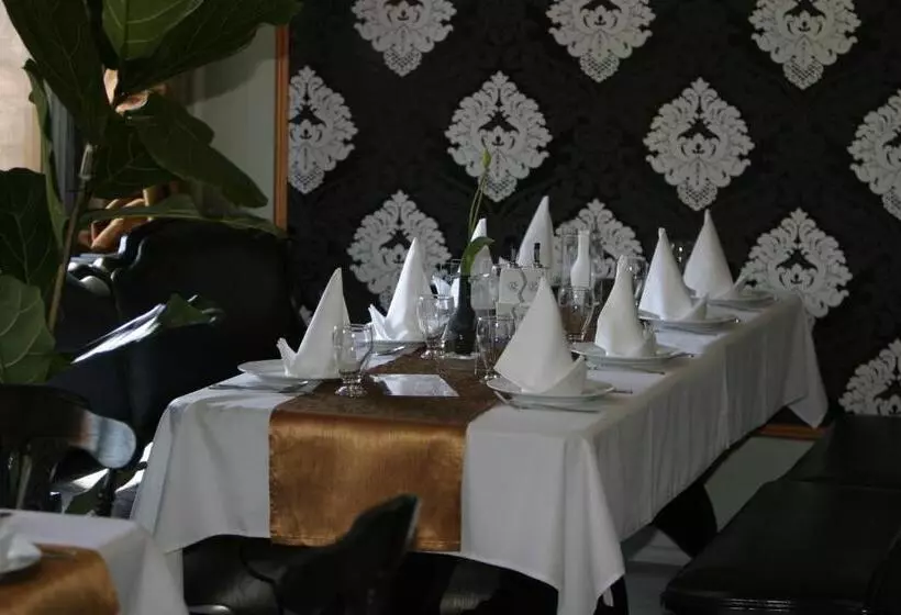 ホテル Gloria Budapest City Center