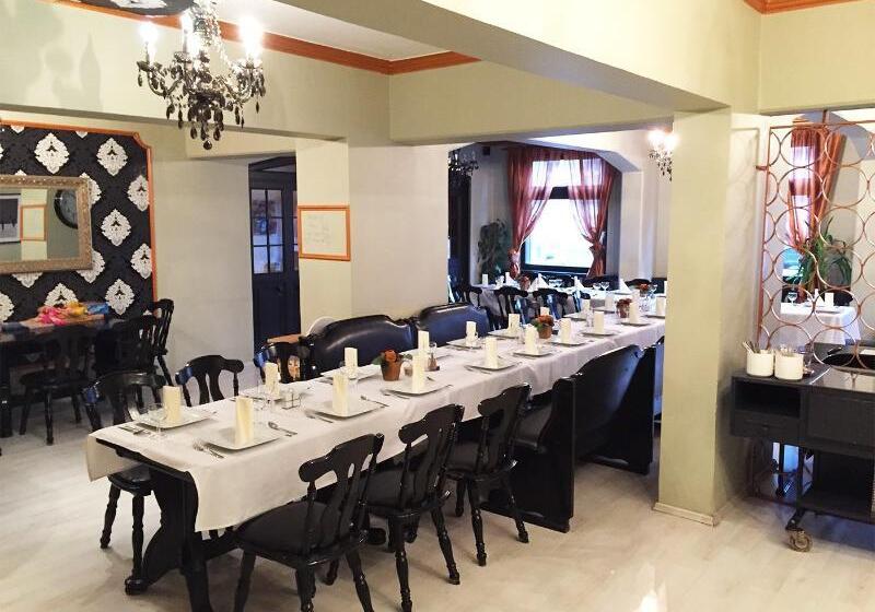 בית מלון כפרי Gloria Budapest City Center