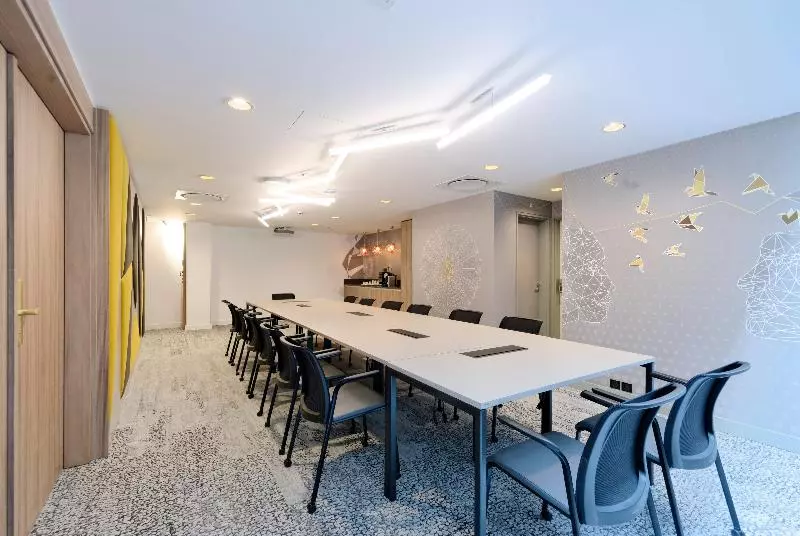 هتل Holiday Inn Reims Centre, An Ihg