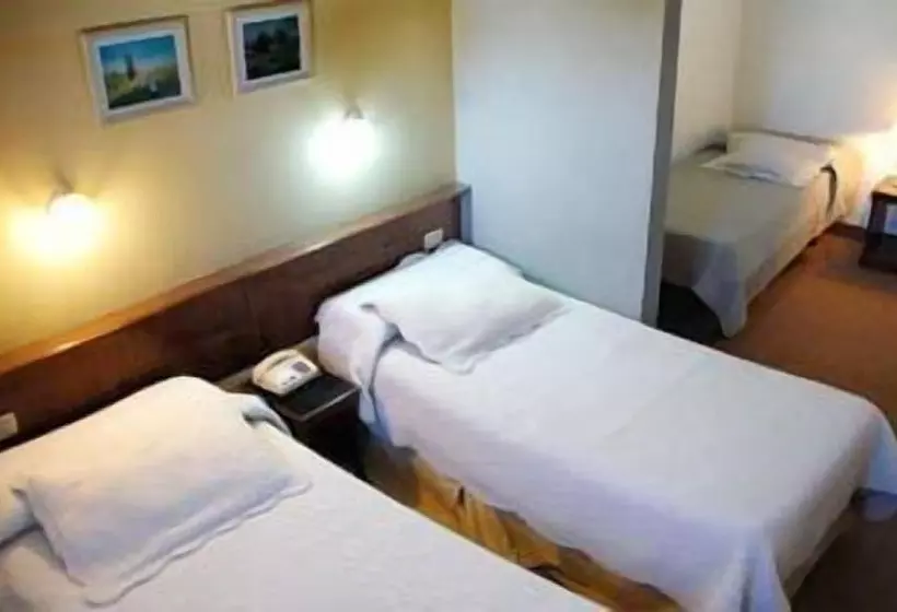 ホテル Mediterraneo