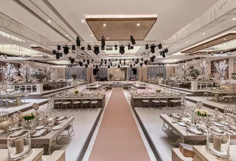 Hotel Renaissance Polat Istanbul