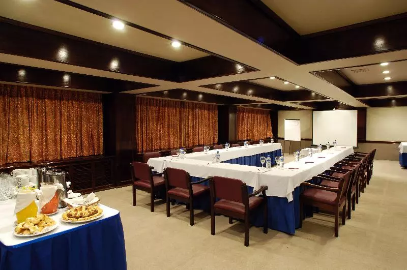 Szálloda Yacht & Golf Club Paraguayo, A Tribute Portfolio Resort