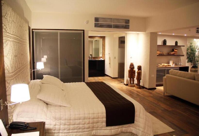 هتل Yacht & Golf Club Paraguayo, A Tribute Portfolio Resort