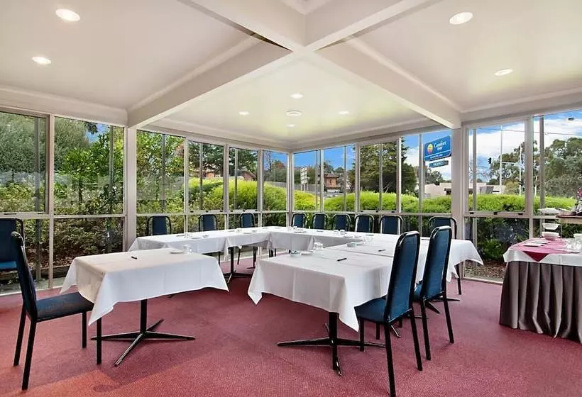 호텔 Ringwood Lake Inn